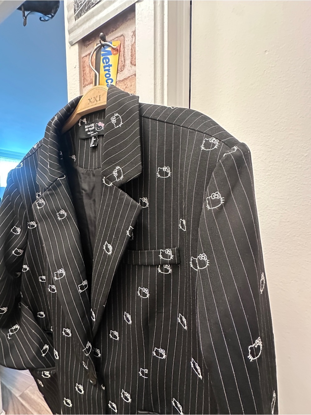 Hello Kitty Black Pinstripe Blazer with White Embroidered Motifs - Picture 2 of 4